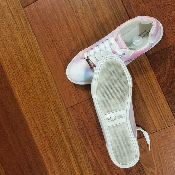 Juicy Couture Clarity Slip on Sneaker - Picture 2 of 9